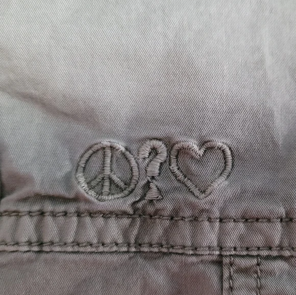 Guess camo mesh chiffon sleeves shirt - Picture 6 of 15